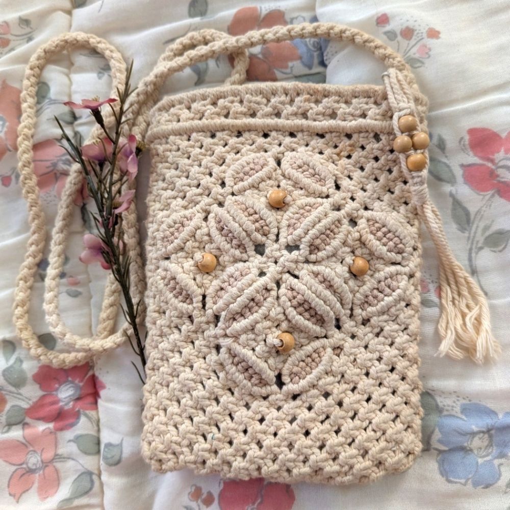 Vintage Handcrafted Cream Crochet And Beaded‎ Small Bag Purse